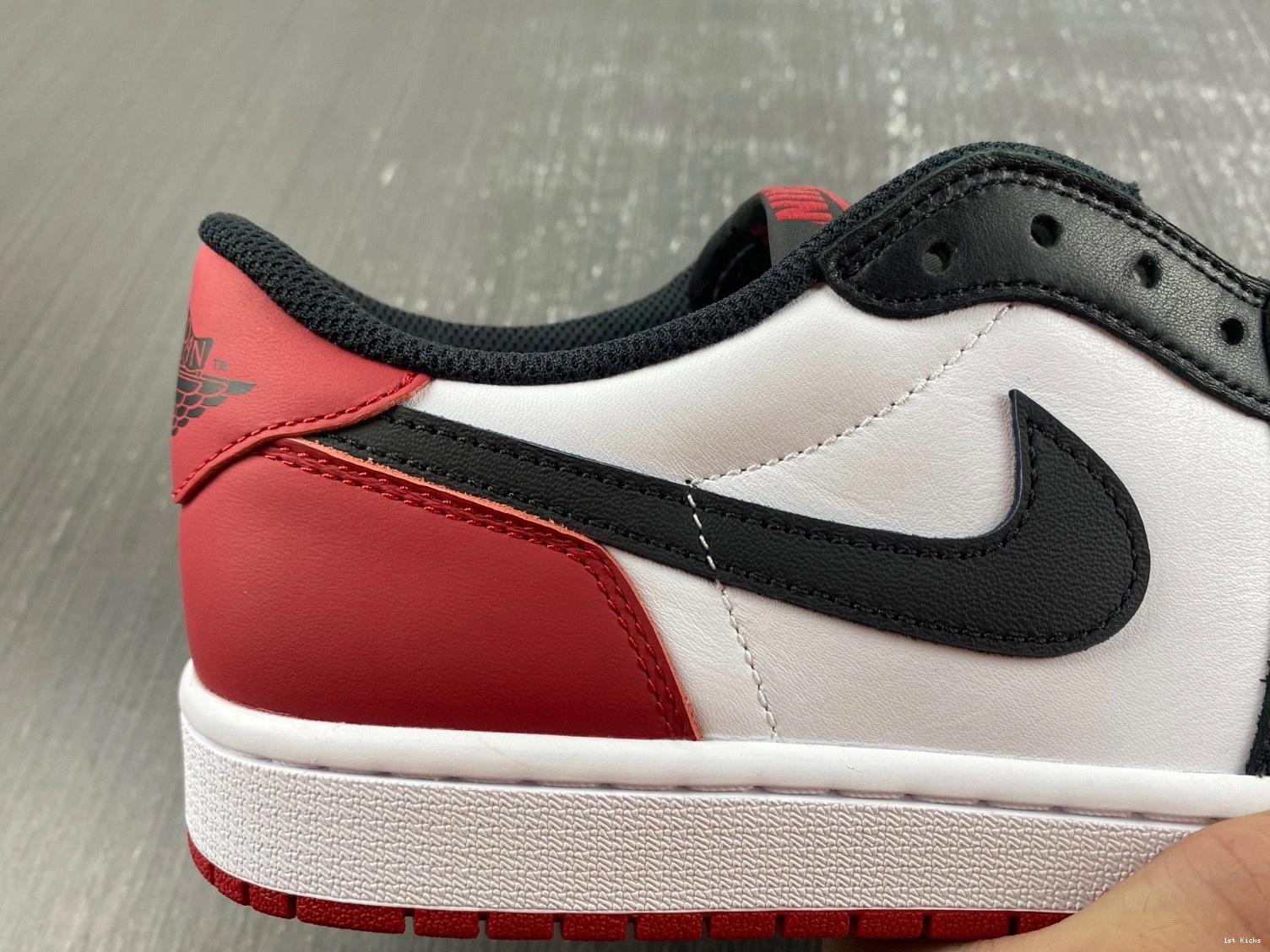 Low - CZ0790-106 Toe Jordan Retro Black OG 1 0202